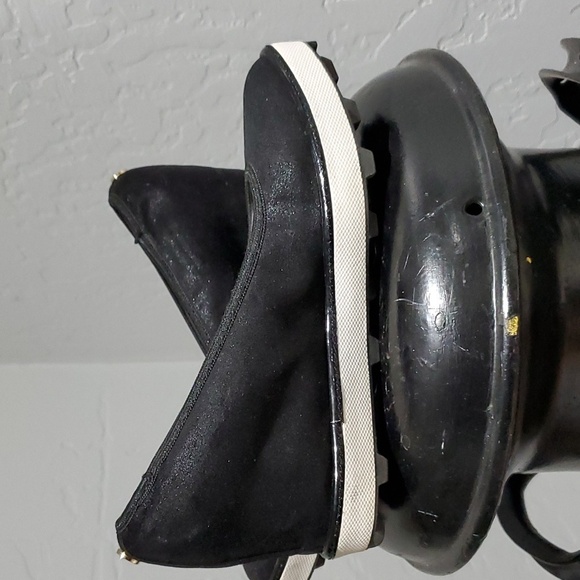 STUART WEITZMAN ARIANA CLARE BLACK SUEDE WEDGES SIZE 2 - Picture 7 of 12